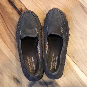 Skechers Loafers size 8
